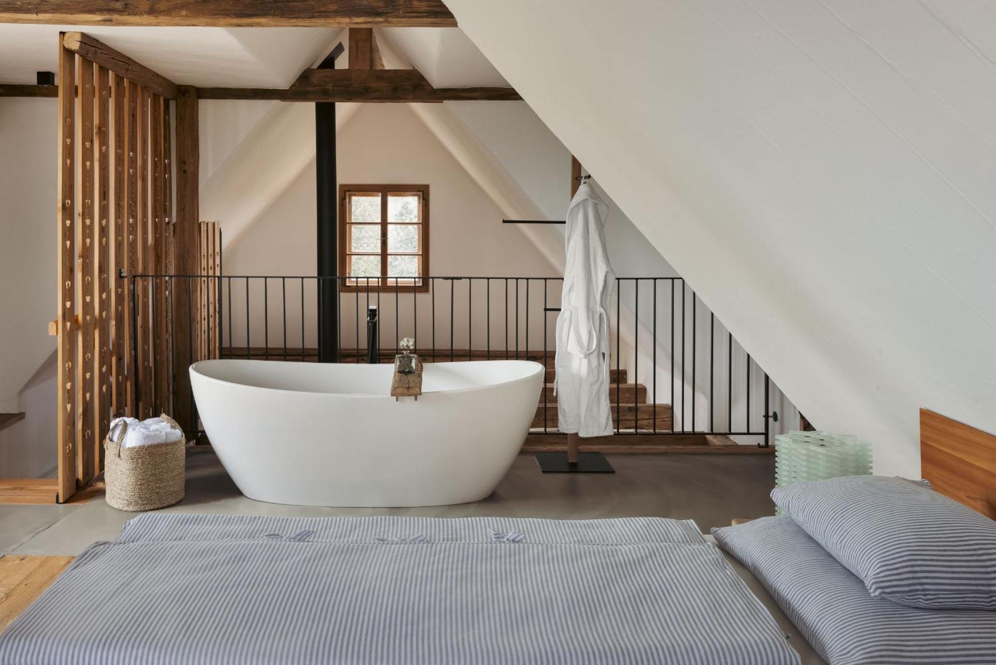 Am Wildbachberg - Luxus Ferienhaeuser Mit Infinitypool, Privatsauna Und Weinkeller Deutschlandsberg Exterior photo